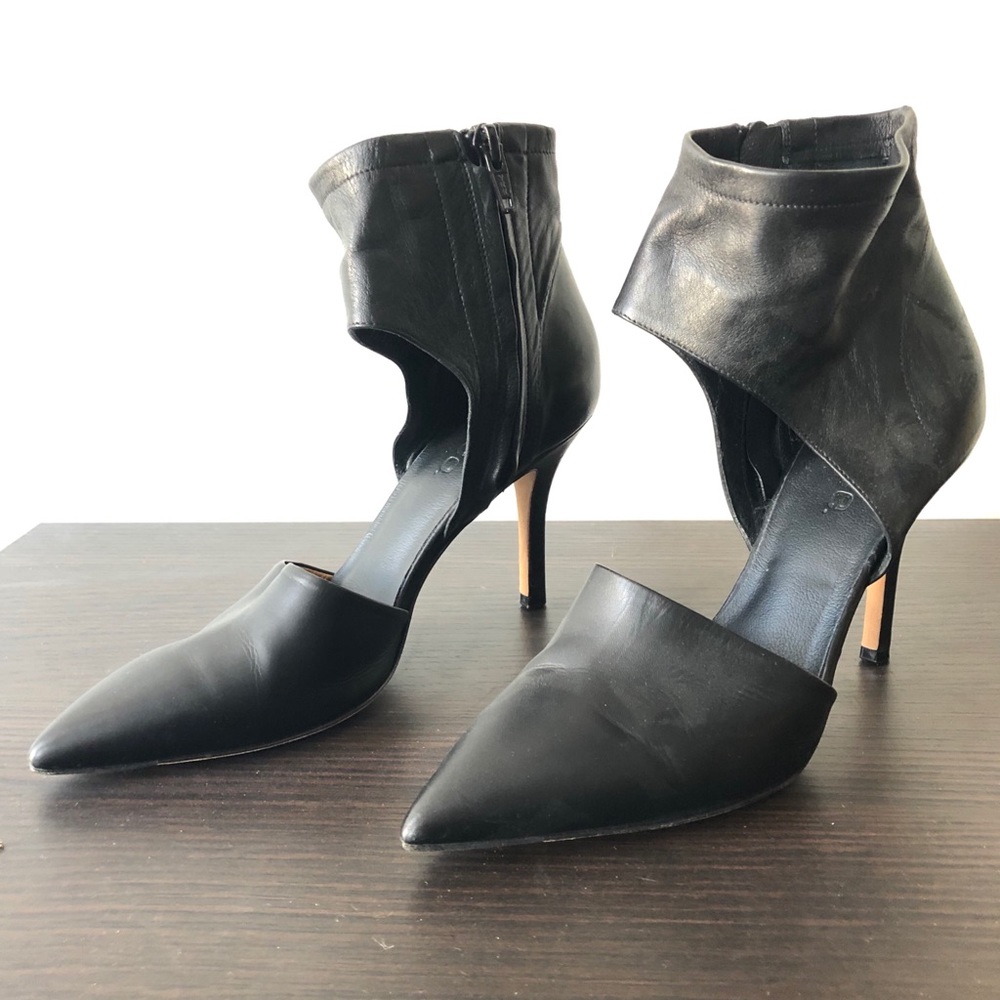 Vince Vero Cuoio Black Leather Ankle Wrap Heels